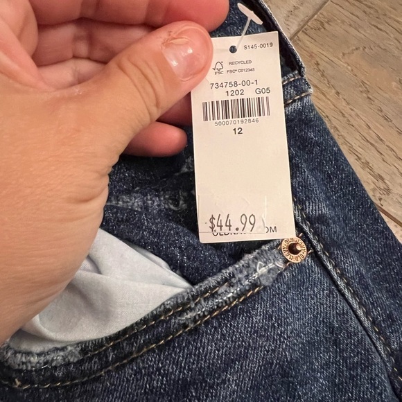 Nwt Mid Rise Straight Ankle Length Dark Wash, Distressed Old Navy Jeans, 12R - Picture 6 of 6